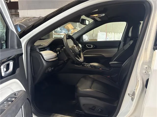 Used 2025 Bright White Clearcoat Jeep Limited 4x4 image 10