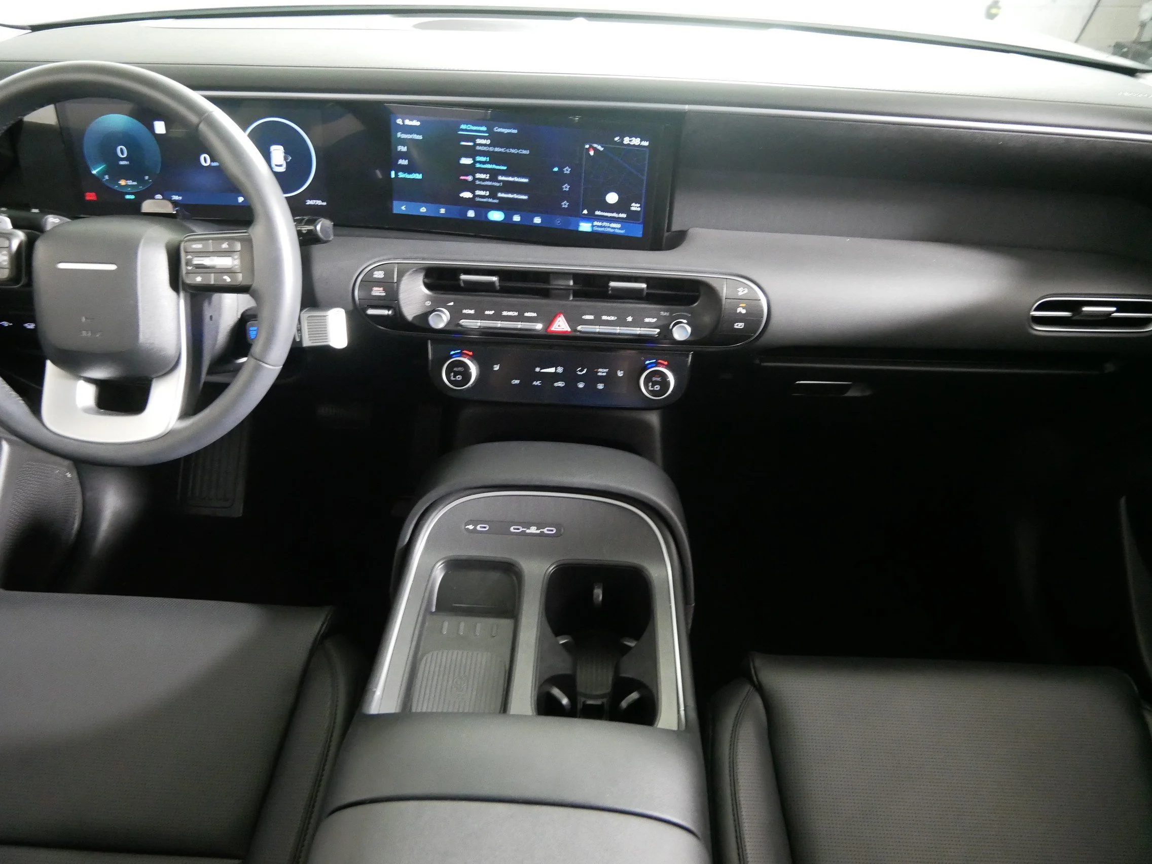 Used 2026 Typhoon Silver Metallic Hyundai SEL Convenience image 10