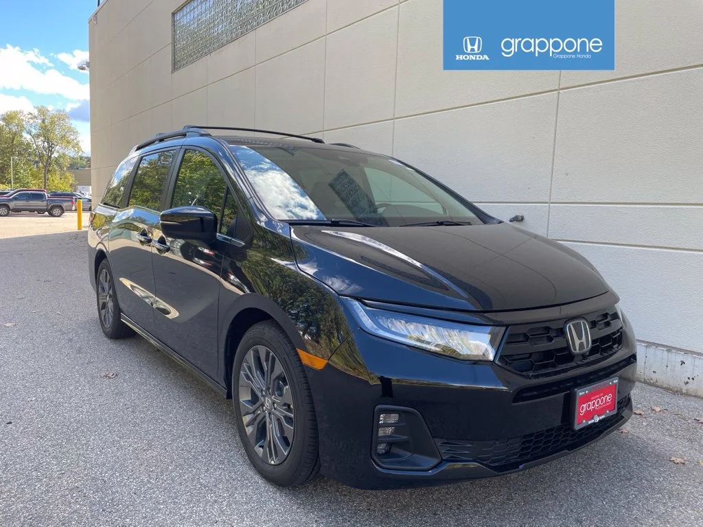 New 2027 Crystal Black Pearl Honda Touring image 1