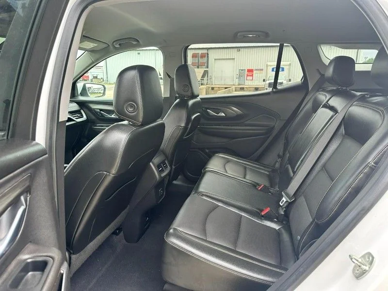 Used 2021 White GMC SLT image 10