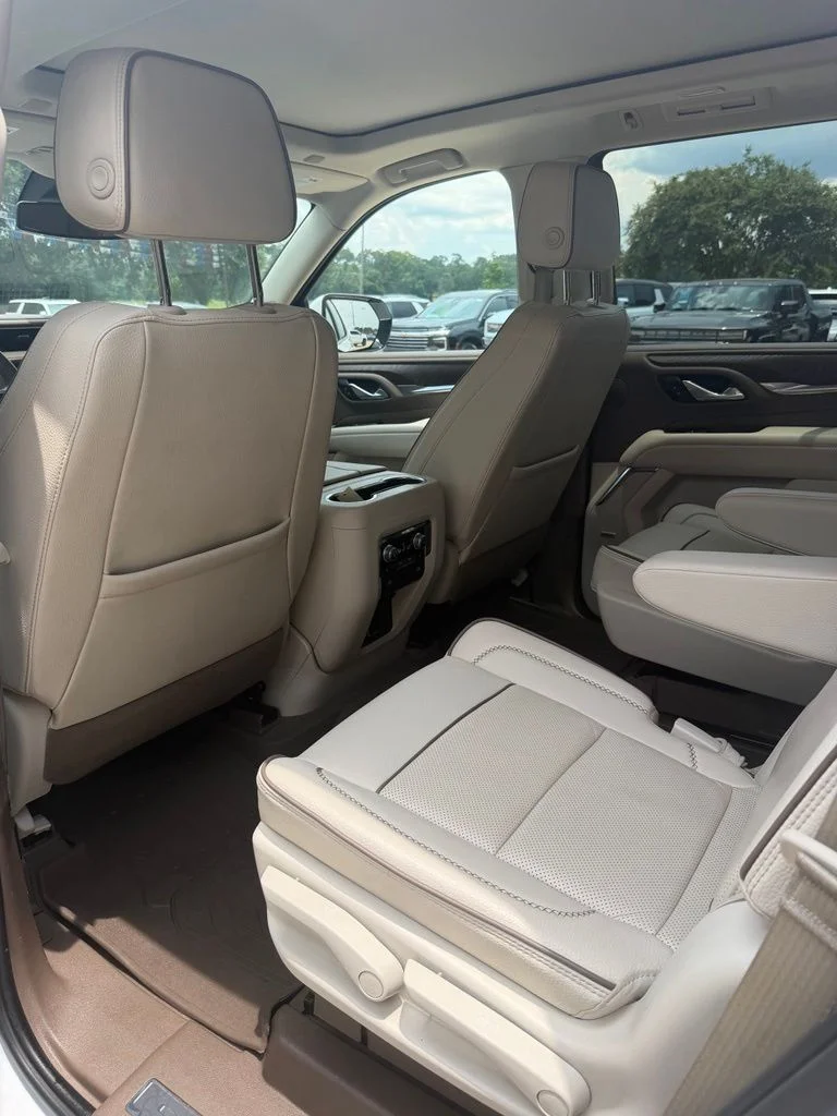 Used 2024 White GMC Denali image 17