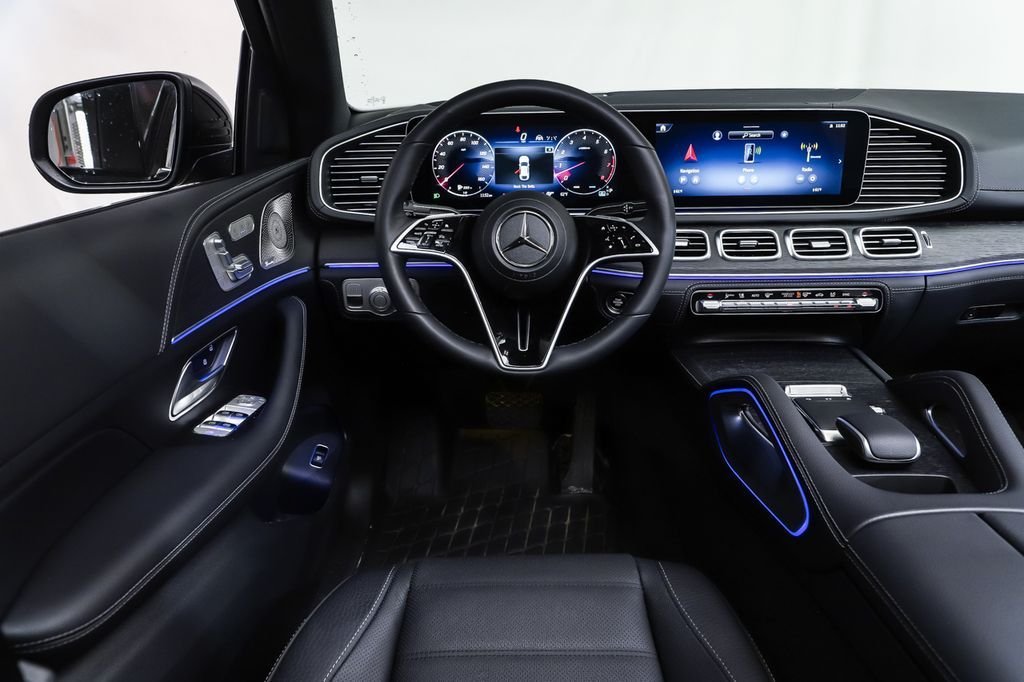 New 2026 Black Mercedes-Benz GLE 450 image 13