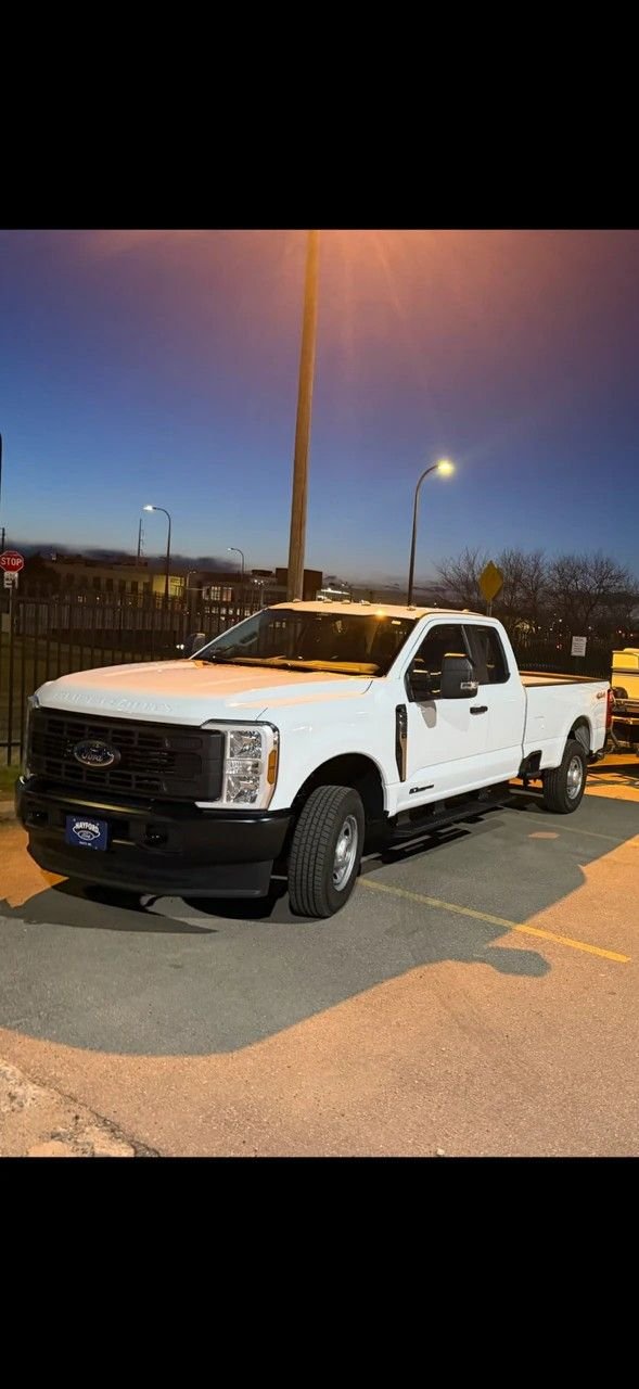 2026 Ford F-350 XL 4x4 SuperCab 8' Box SRW's photo