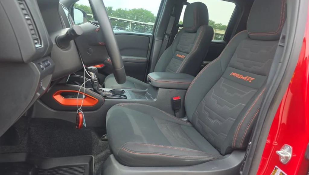 Used 2022 Red Nissan PRO-4X image 5