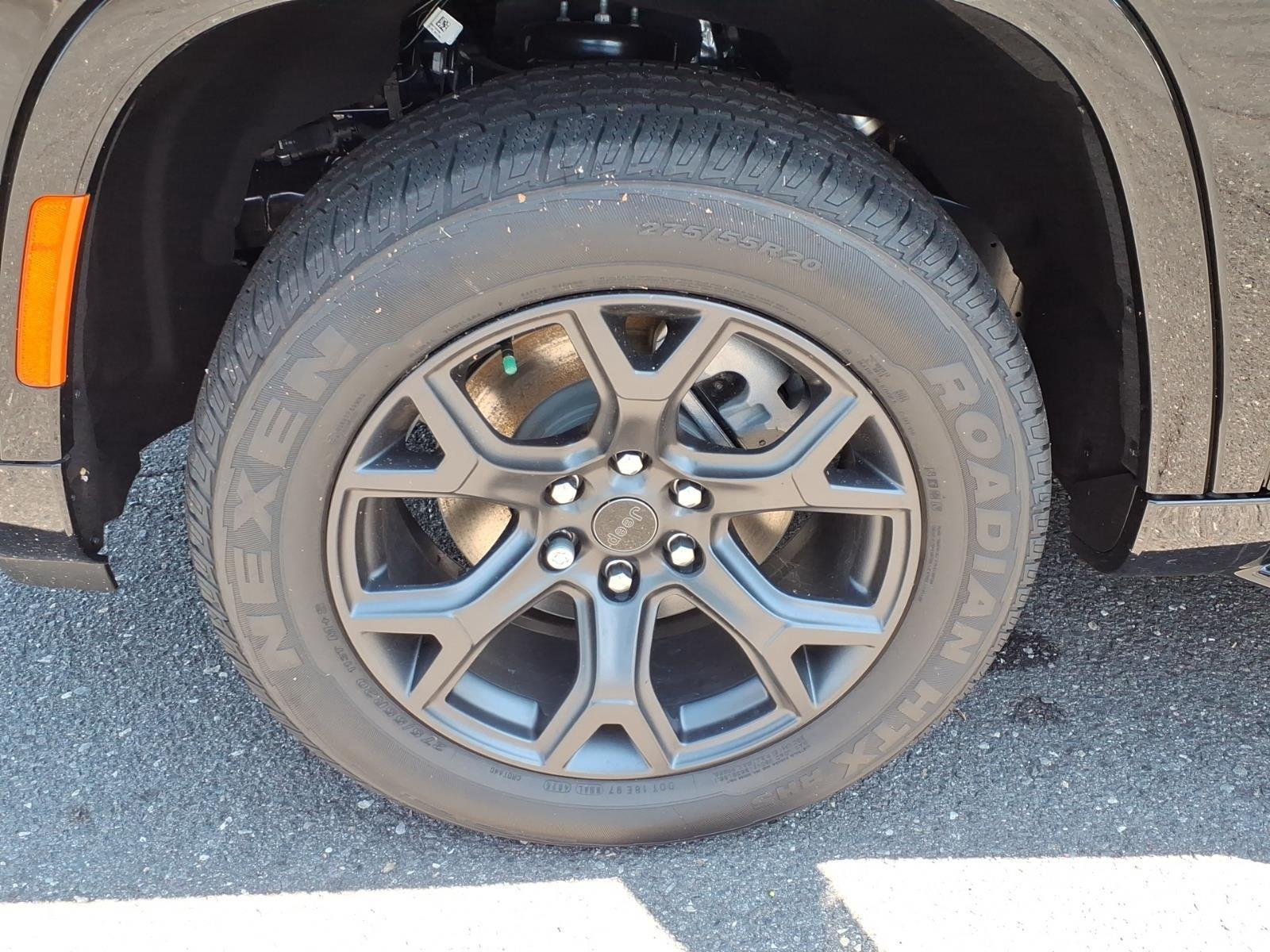New 2026 High Gloss Black Jeep Limited Altitude image 13