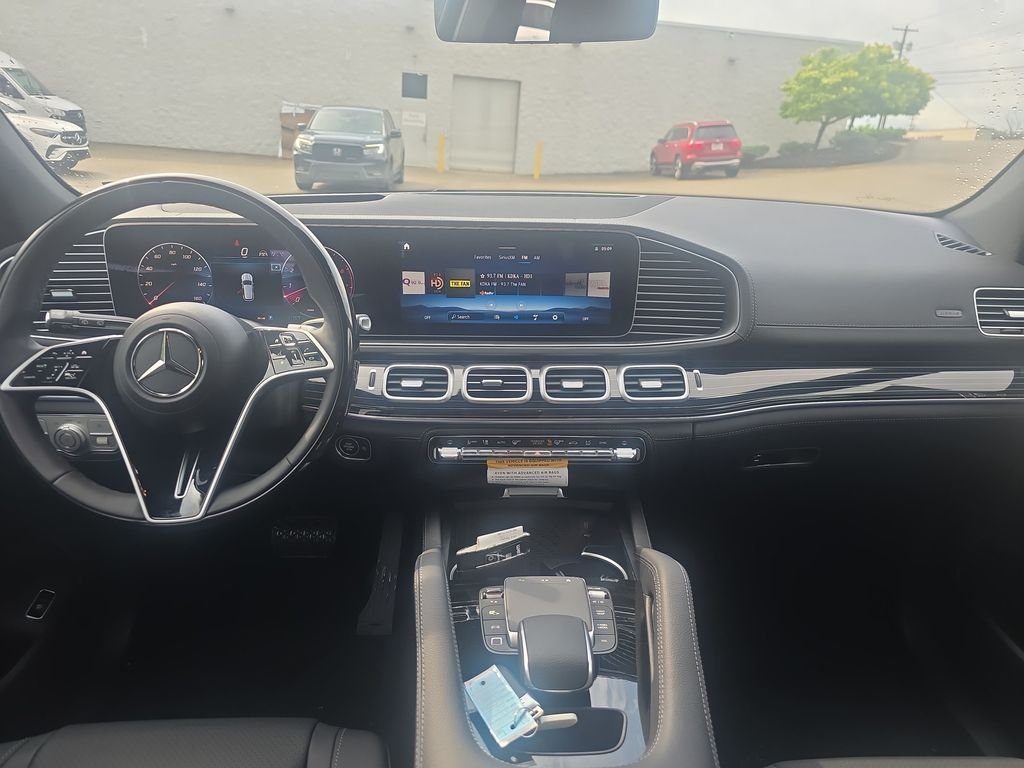 New 2026 MANUFAKTUR Mystic Blue Metallic Mercedes-Benz GLE 450 image 12