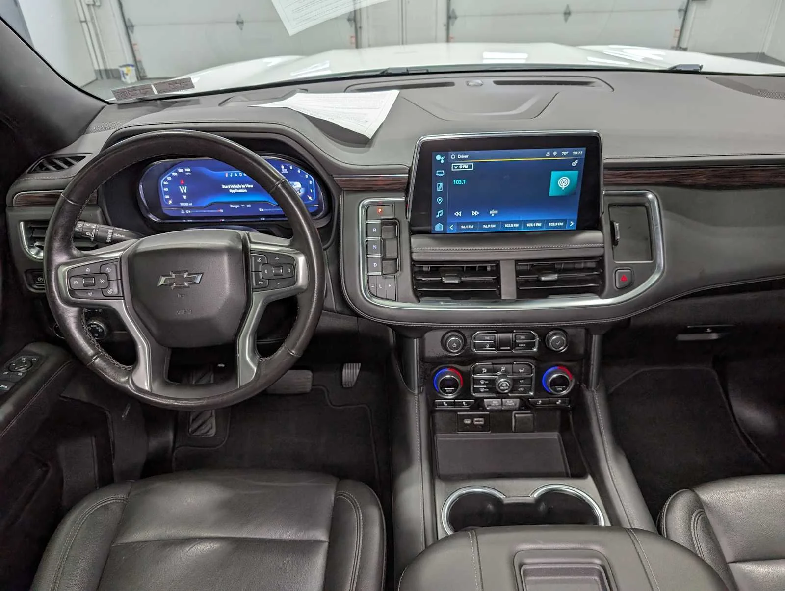 Used 2022 Summit White Chevrolet Z71 image 19