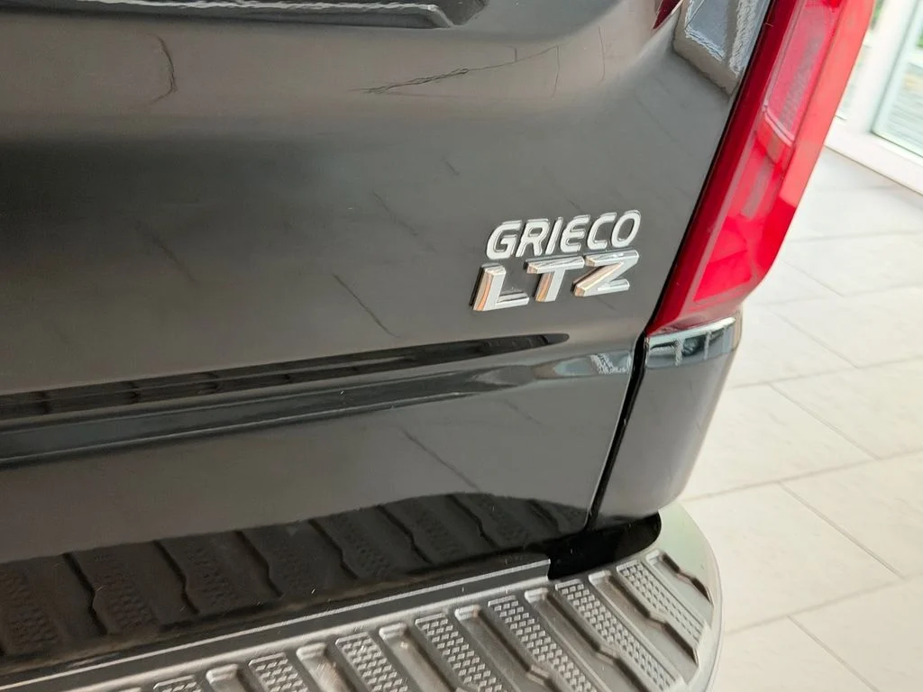 Used 2021 Black Chevrolet LTZ image 17