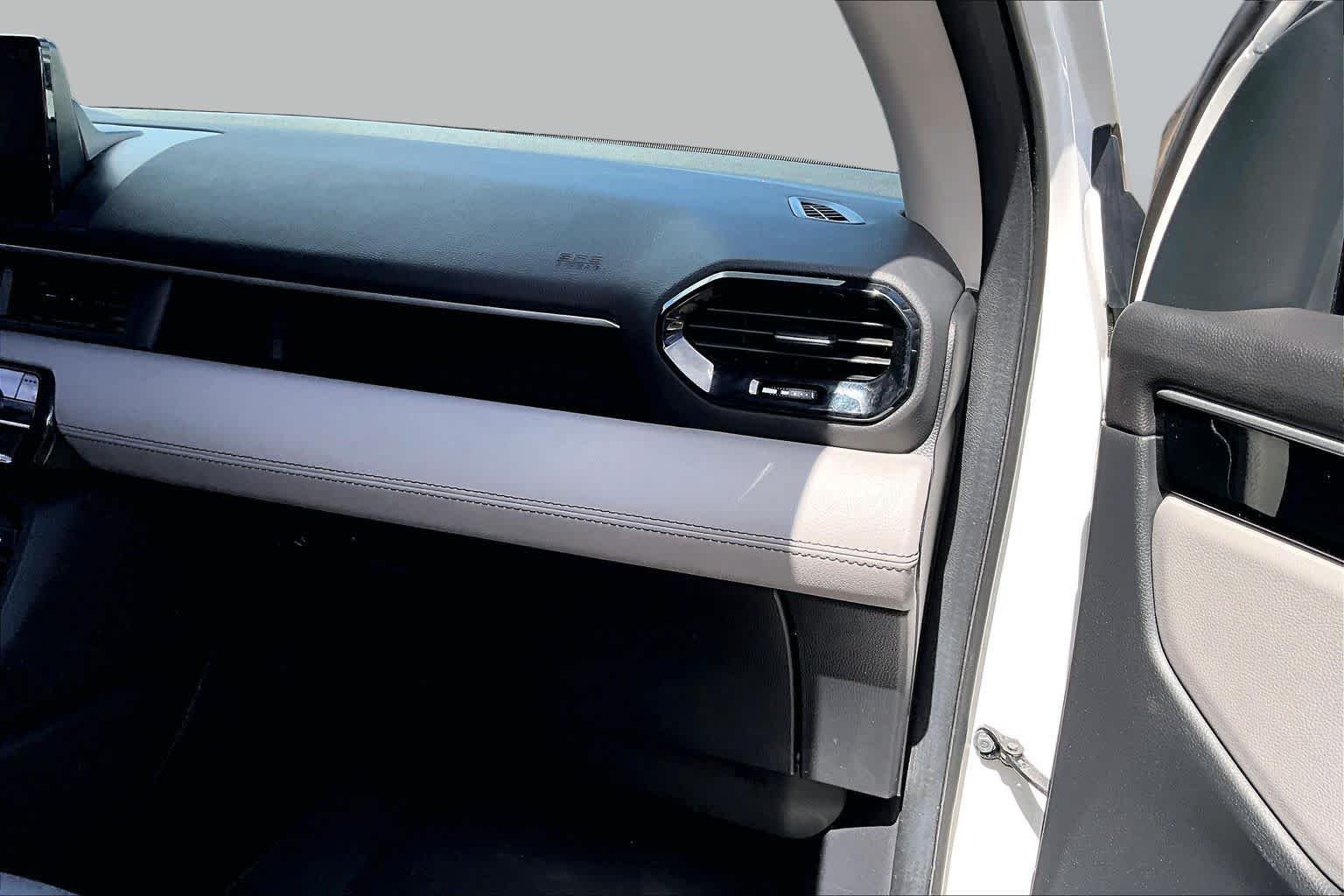 Used 2023 Platinum White Pearl Honda Touring image 19