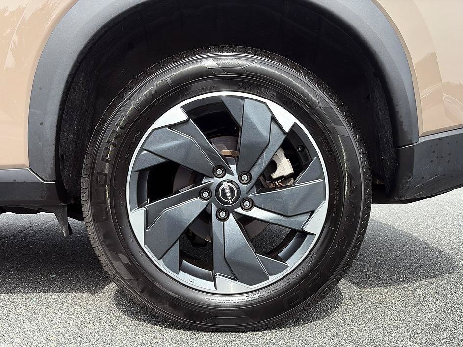 Used 2025 Baja Storm Metallic Nissan SV image 10