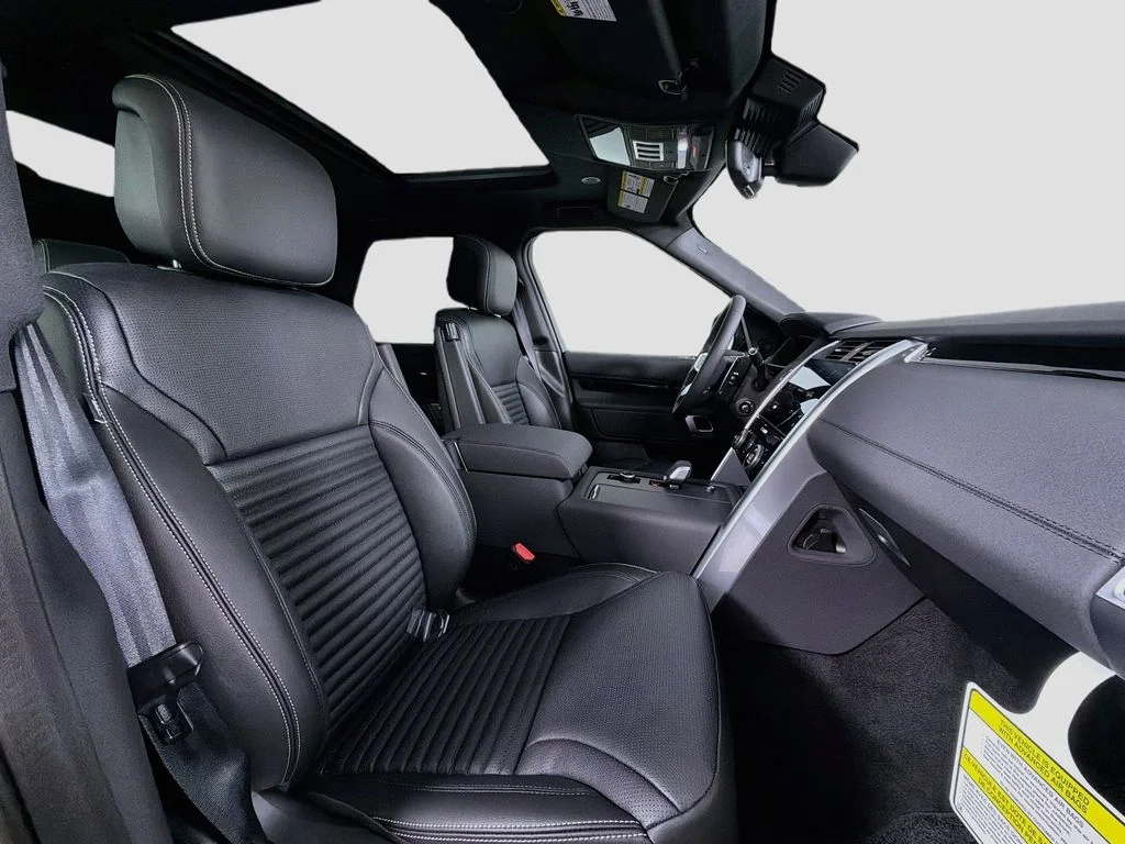 New 2026 Fuji White Land Rover S image 30