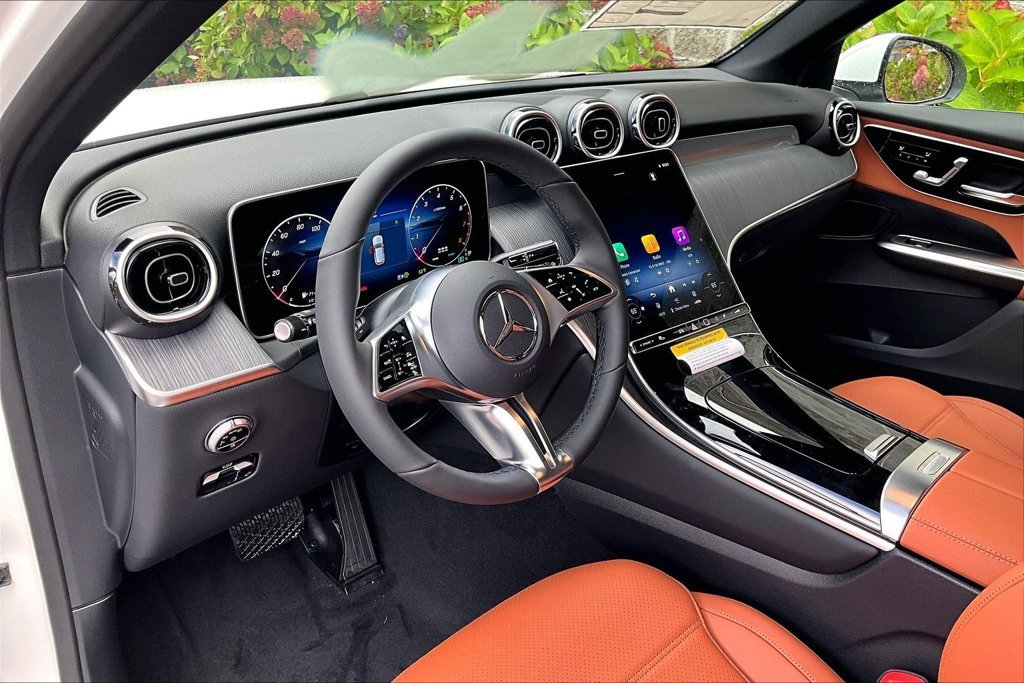 New 2027 Polar White Mercedes-Benz GLC 300 image 20