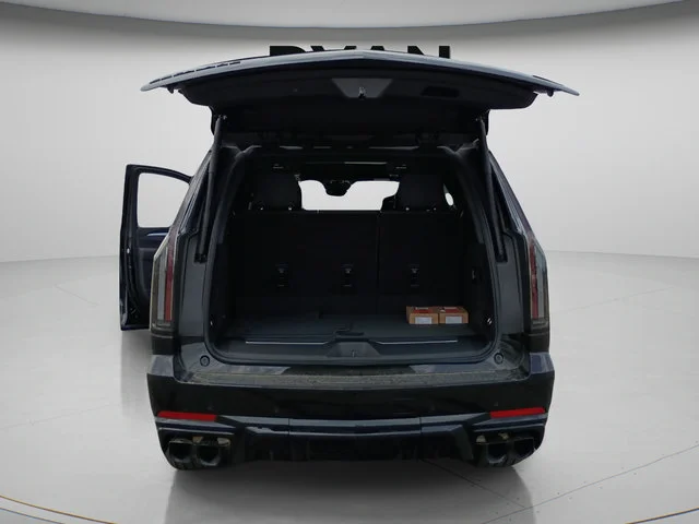 2026 Cadillac Escalade V-Series - Photo 31