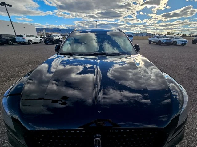 Used 2024 Black Metallic Lincoln Reserve image 3