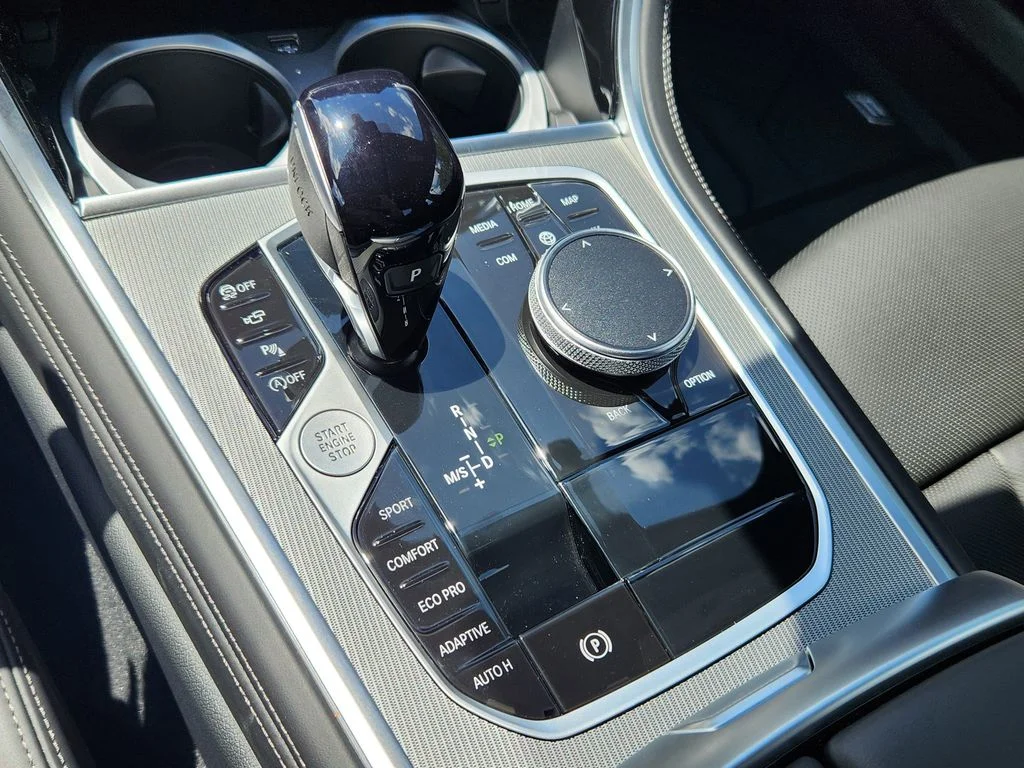 2026 BMW 8 Series 840i - Photo 20