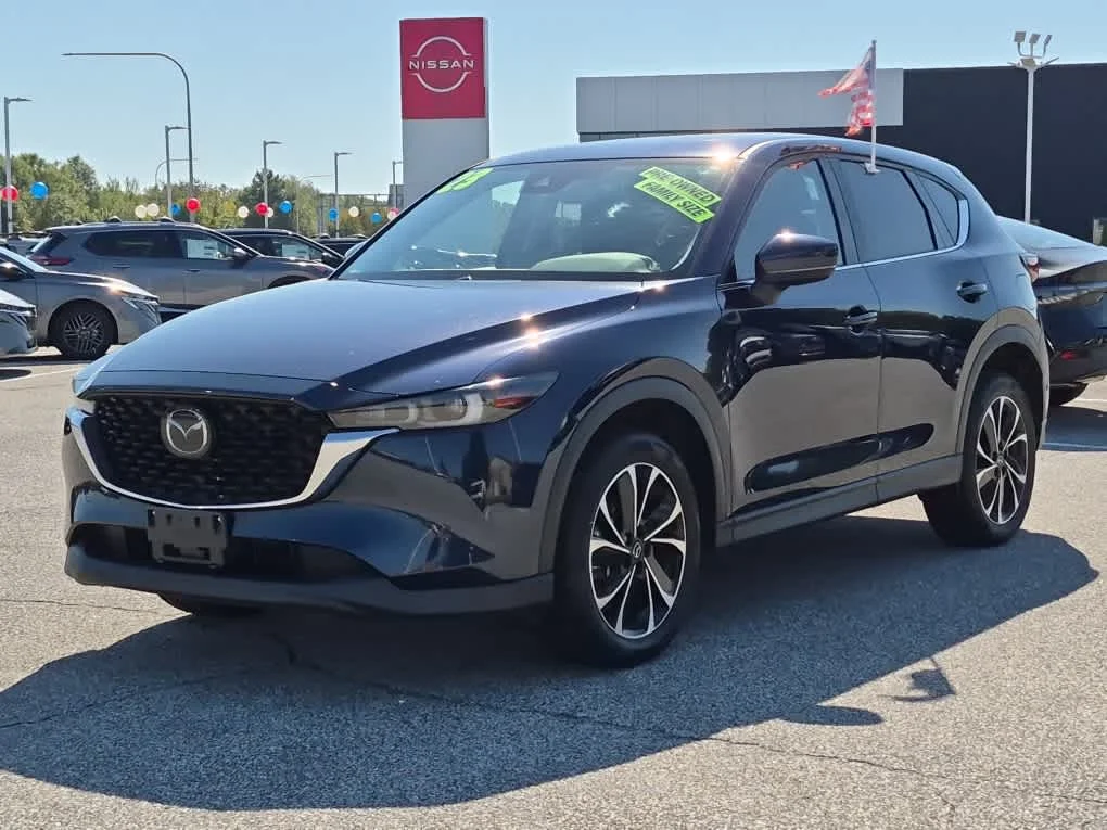 2023 Mazda CX-5 S Premium package