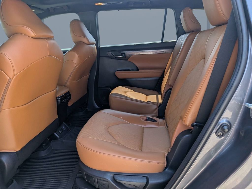 Used 2023 Gray Toyota Platinum image 19