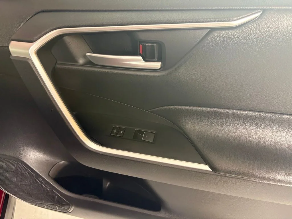 Used 2025 Red Toyota XLE image 15