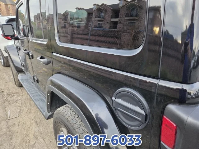 Used 2023 Black Jeep Sahara image 6