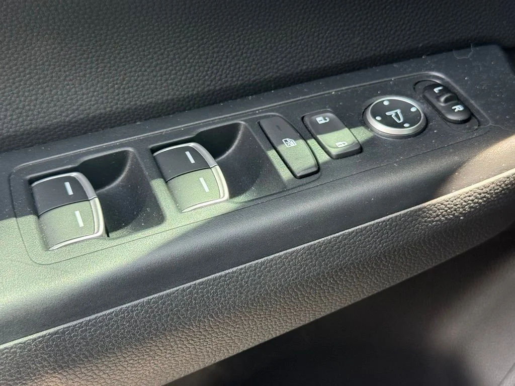 Certified Used 2024  Honda EX-L image 24