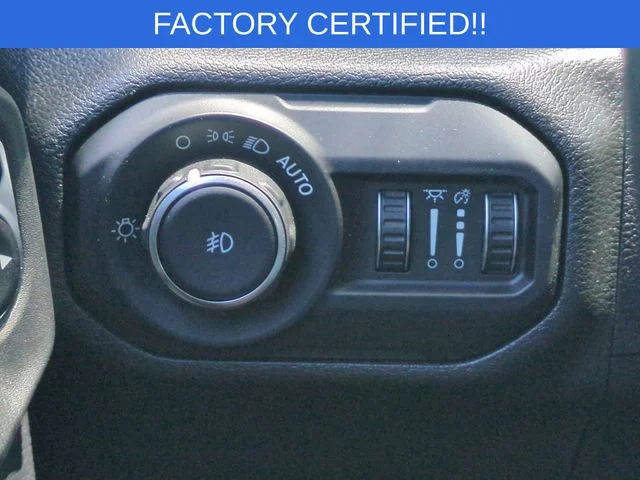 Used 2022 Black Jeep Unlimited Sahara Altitude image 16