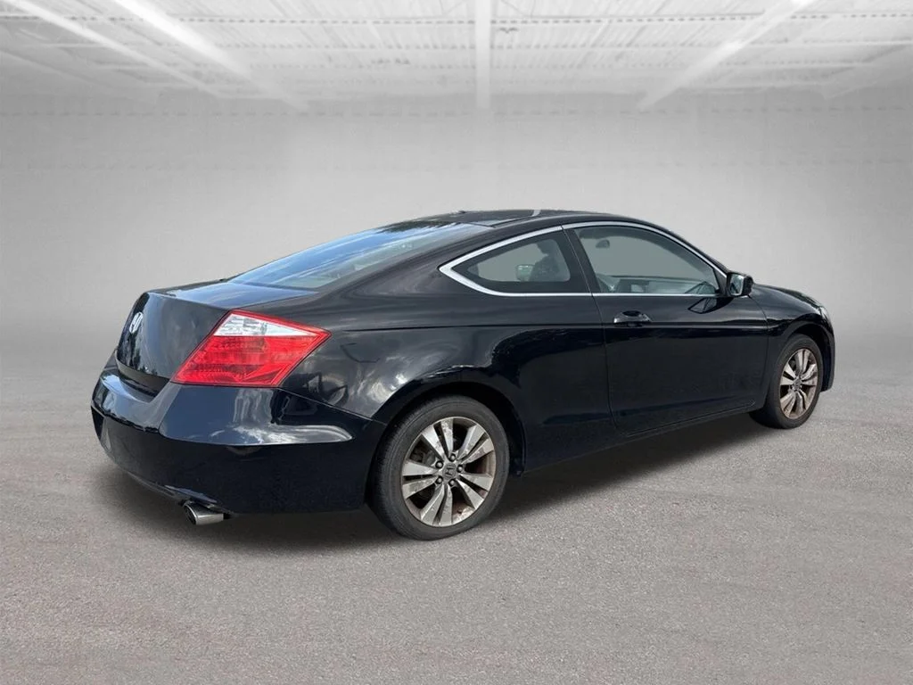 Used 2010 Black Honda EX-L image 3