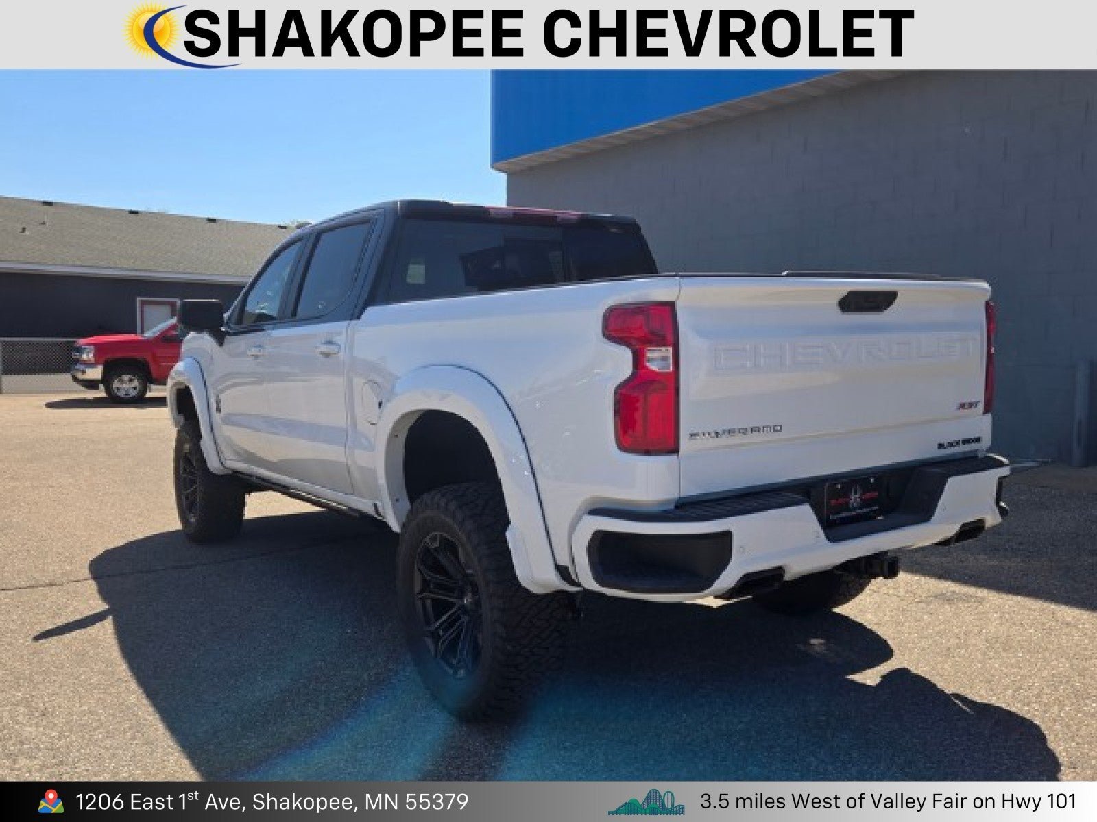 New 2026 Summit White Chevrolet RST (Black Widow Edition)  image 25