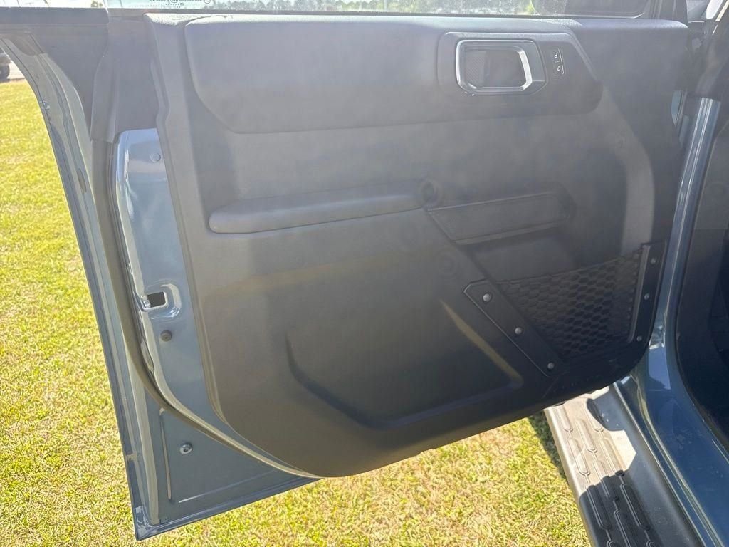 2025 Ford Bronco 4-Door Outer Banks - Photo 10