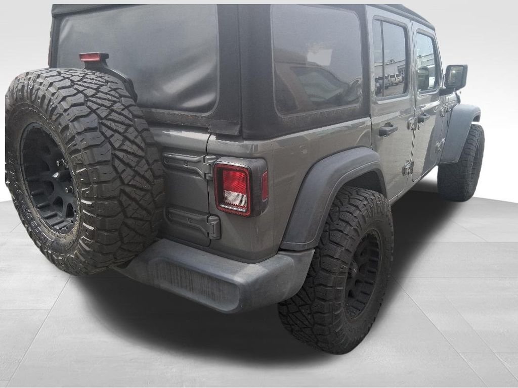 Used 2019 Gray Jeep Unlimited Sport image 5