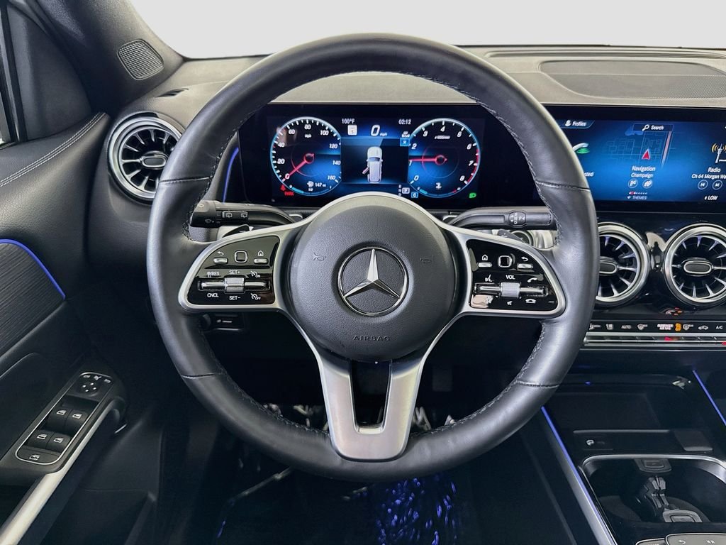 Used 2023 White Mercedes-Benz GLB 250 image 11
