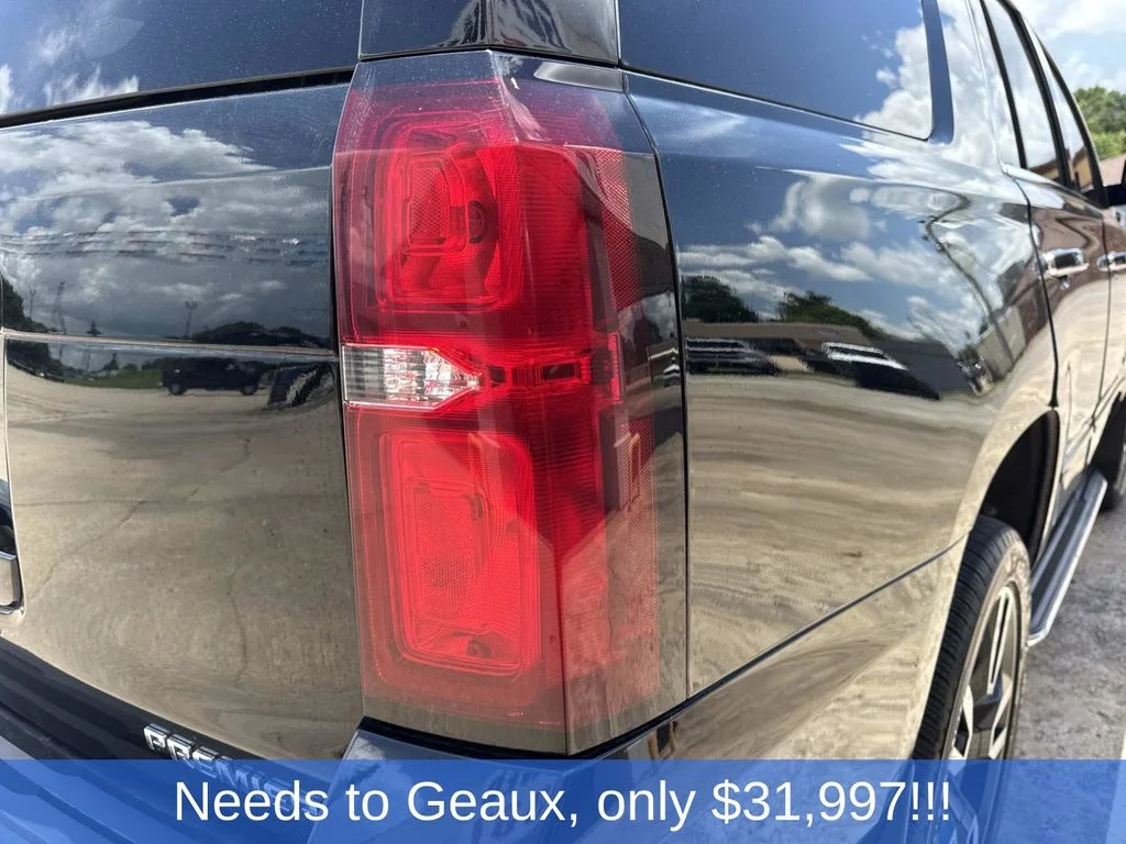 Used 2020 Black Chevrolet Premier image 18