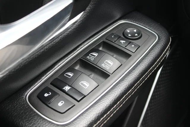 Used 2023 Black Ram Laramie image 20