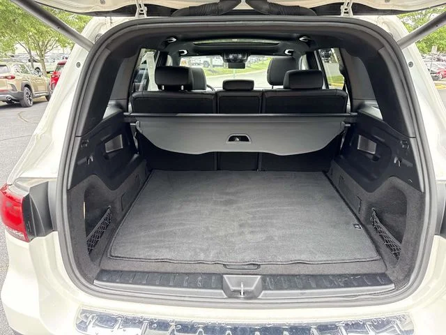 Used 2022  Mercedes-Benz GLB 250 image 29