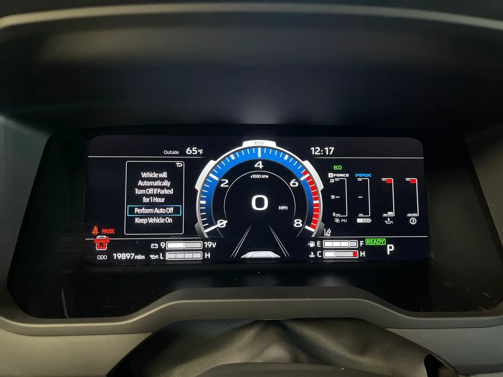 Used 2023 Beige Toyota Platinum image 22