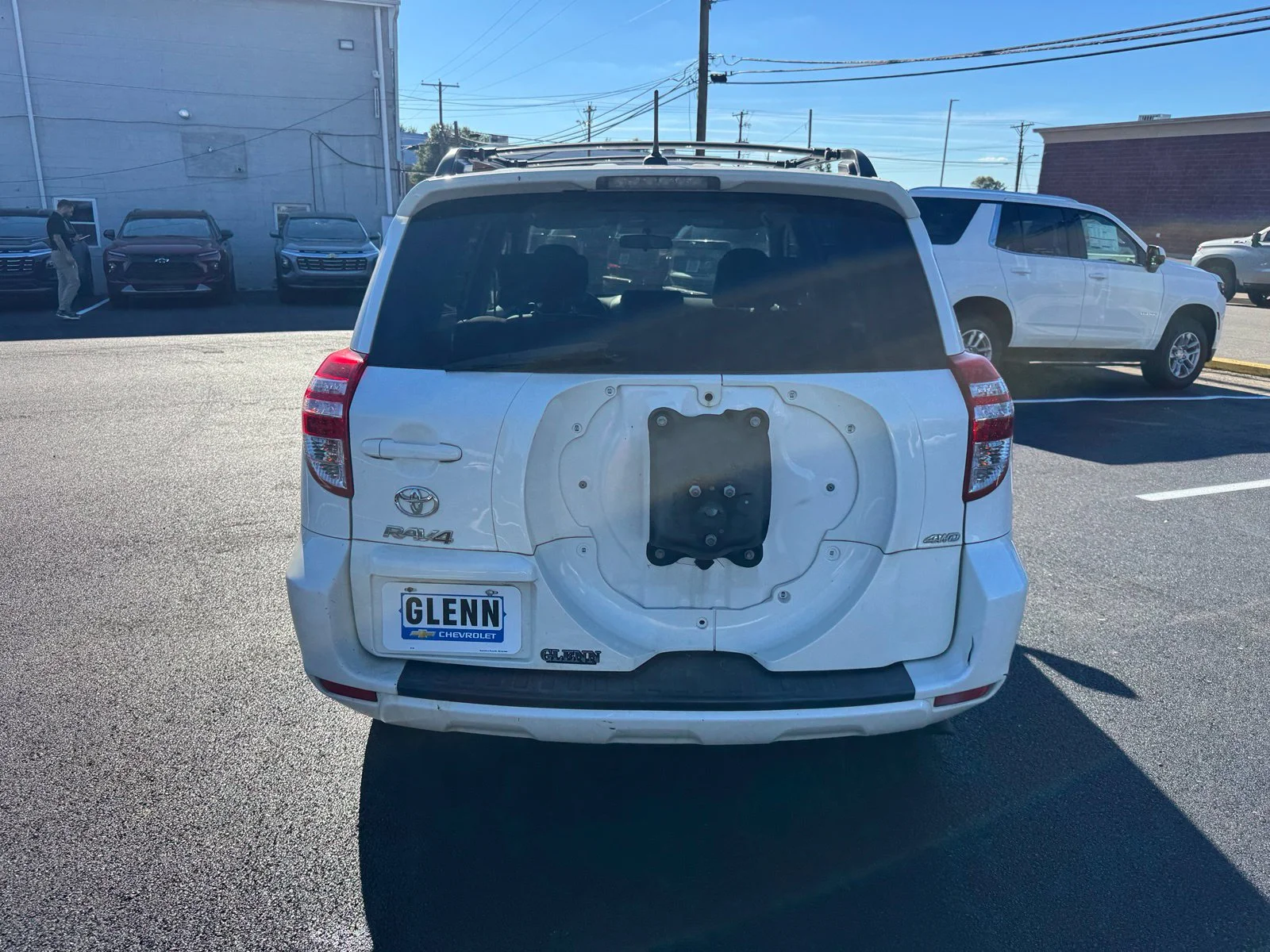 Used 2011 White Toyota Base image 5