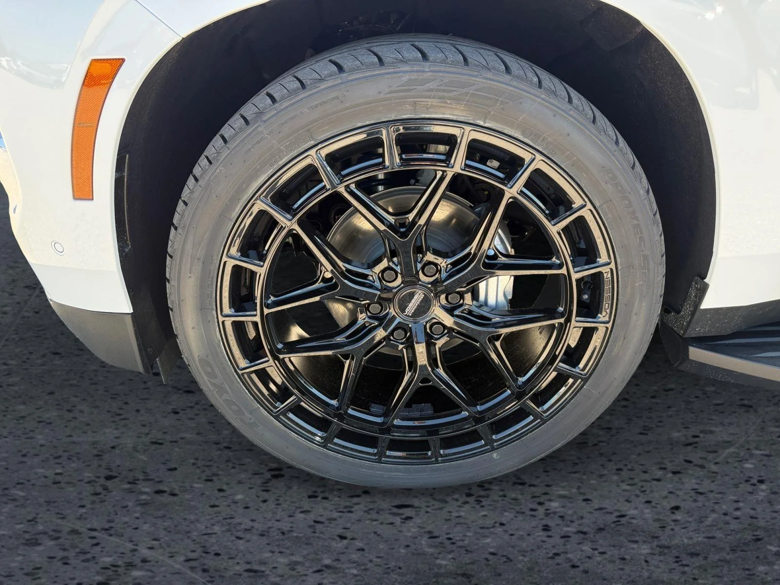 2026 Chevrolet Tahoe Premier - Photo 9