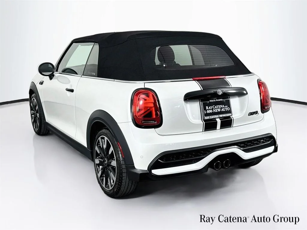 Certified Used 2024 White Metallic MINI  image 5