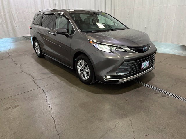 2024 Toyota Sienna Limited