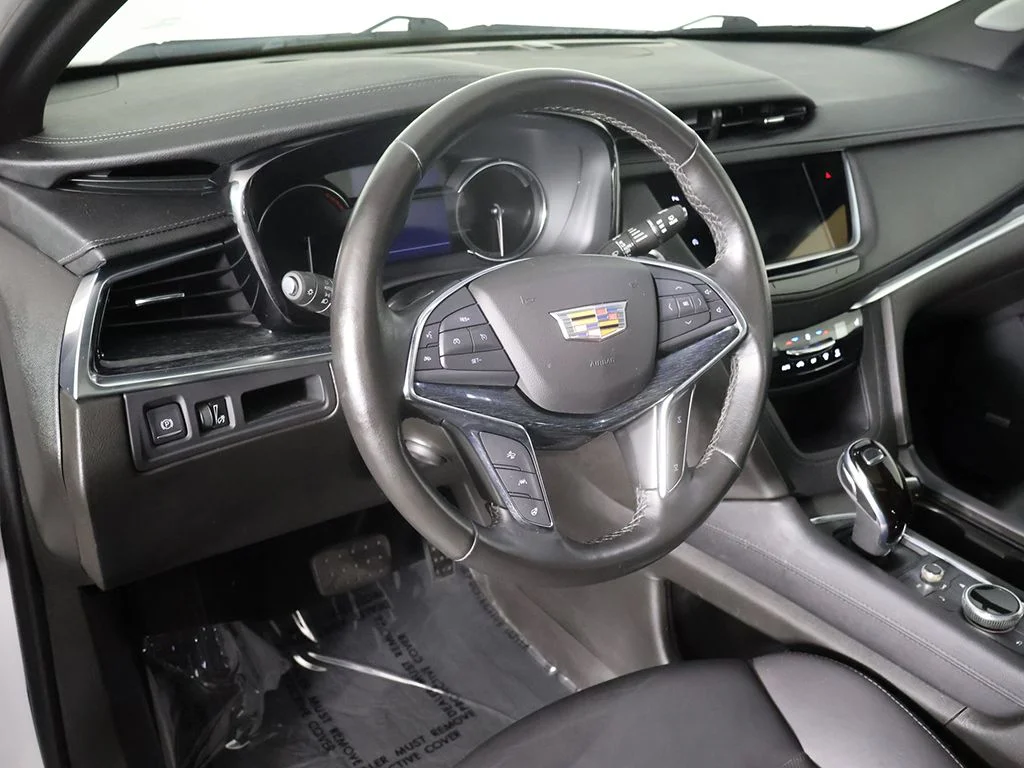 Used 2023 White Cadillac Premium Luxury image 28