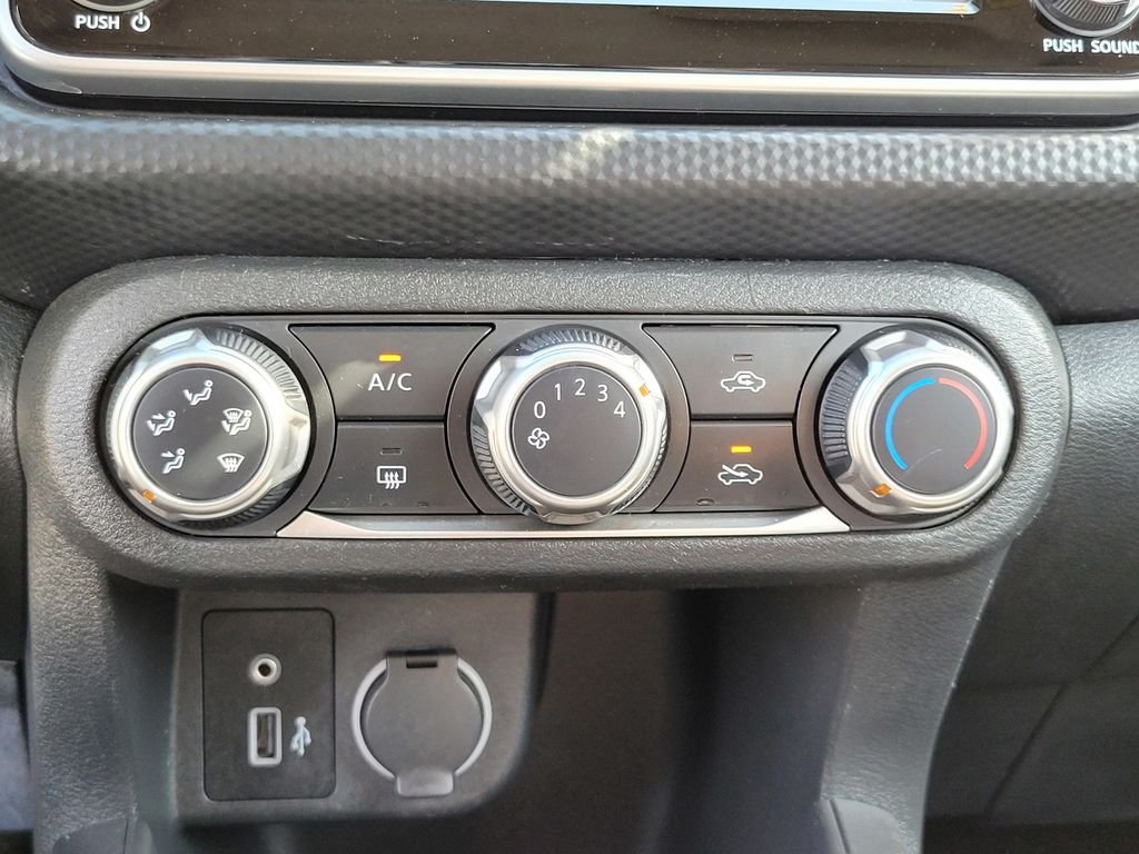 Used 2022 Gray Nissan S image 20