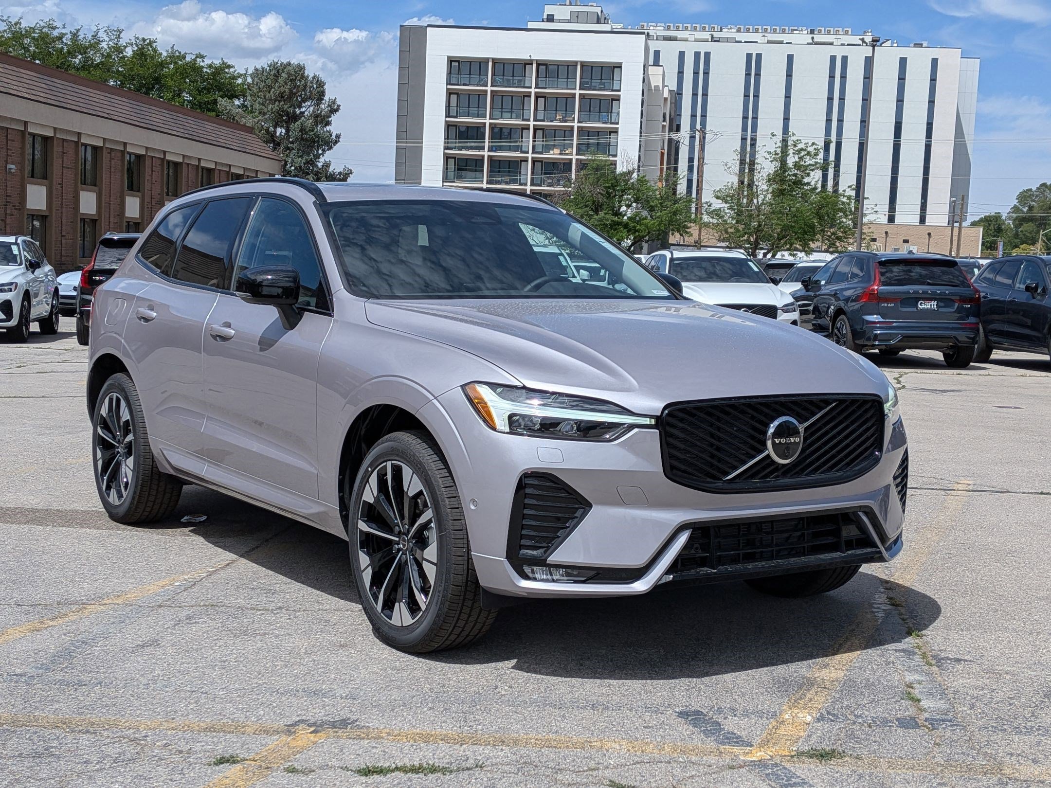 2026 Volvo XC60 B5 Plus Dark AWD's photo