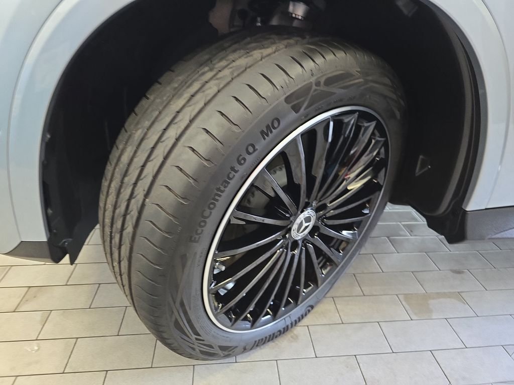 Certified Used 2026 Silver Mercedes-Benz GLC 300 image 36