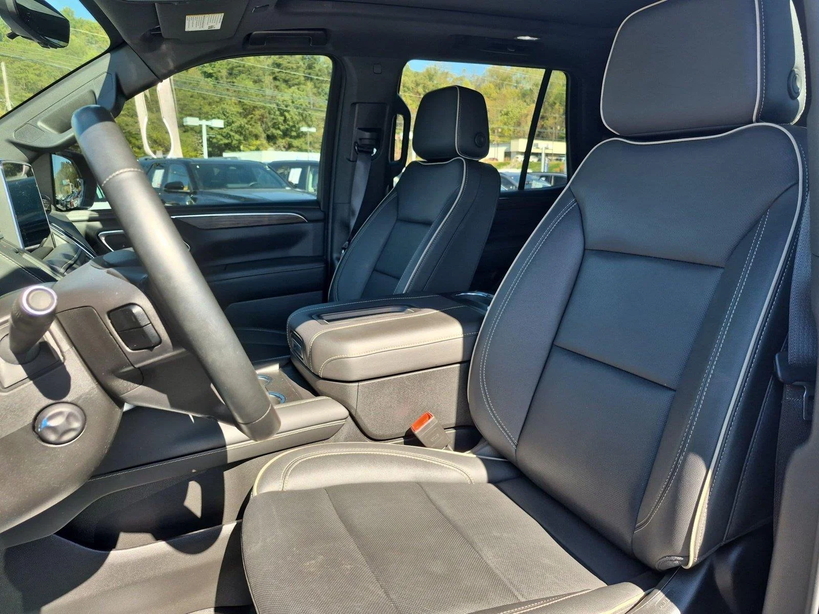 Used 2024 Black Chevrolet Premier image 17