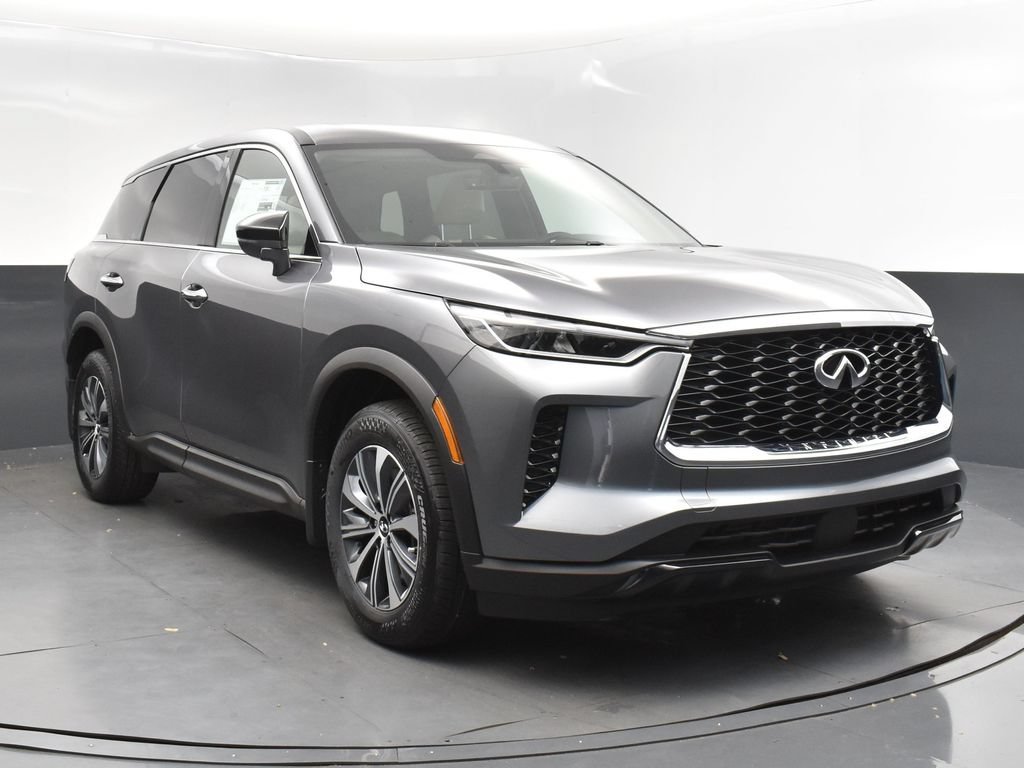 Certified Used 2025 Gray INFINITI PURE image 9