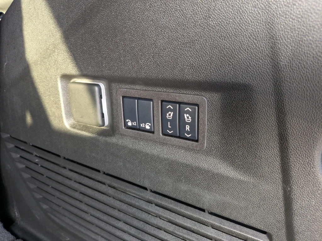 Used 2024 Black Chevrolet High Country image 12