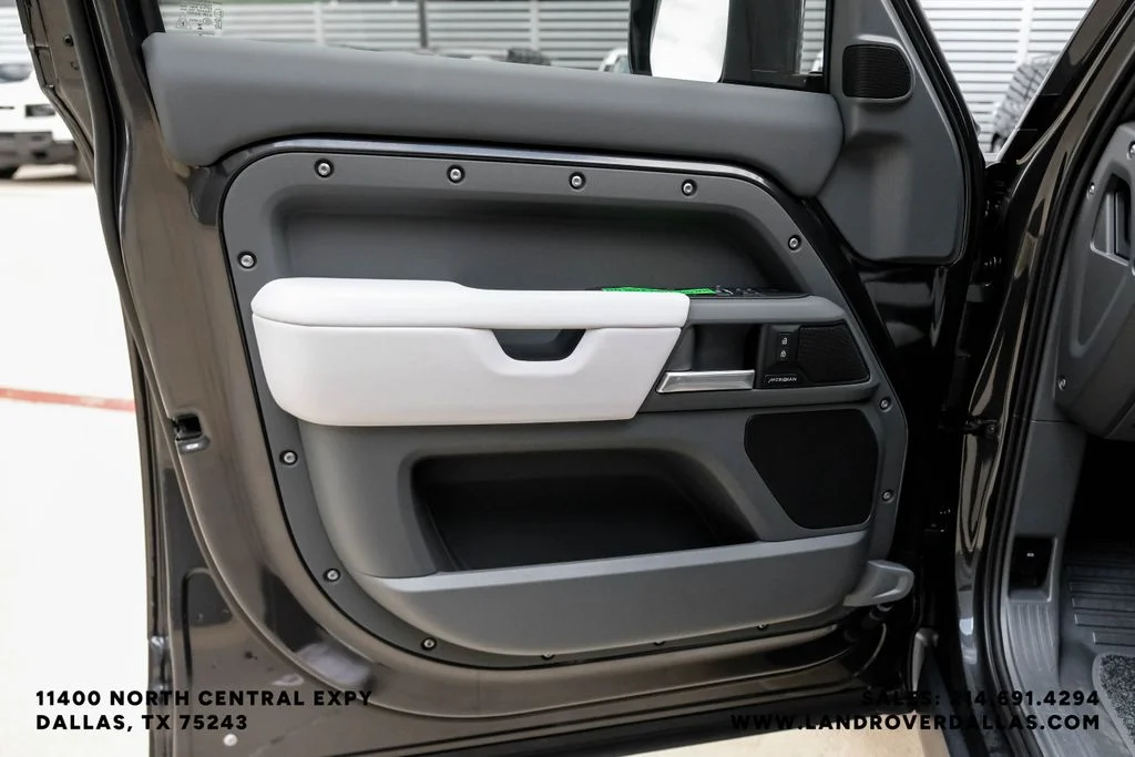 New 2026 Carpathian Gray Land Rover S image 39