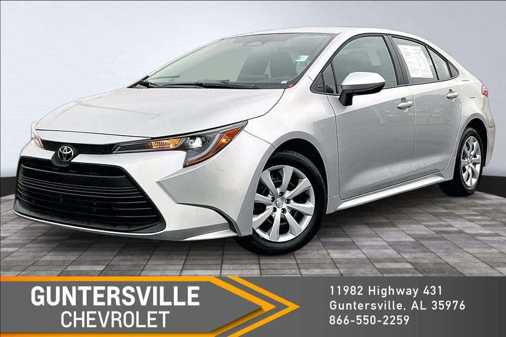 2025 Toyota Corolla LE