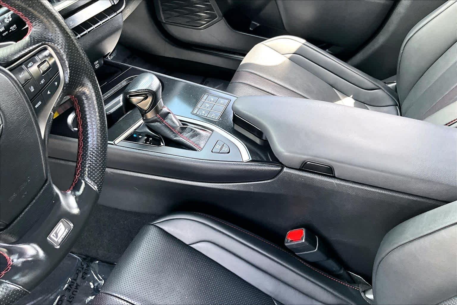 Used 2023 Iridium with Obsidian Roof Lexus F SPORT Handling image 16