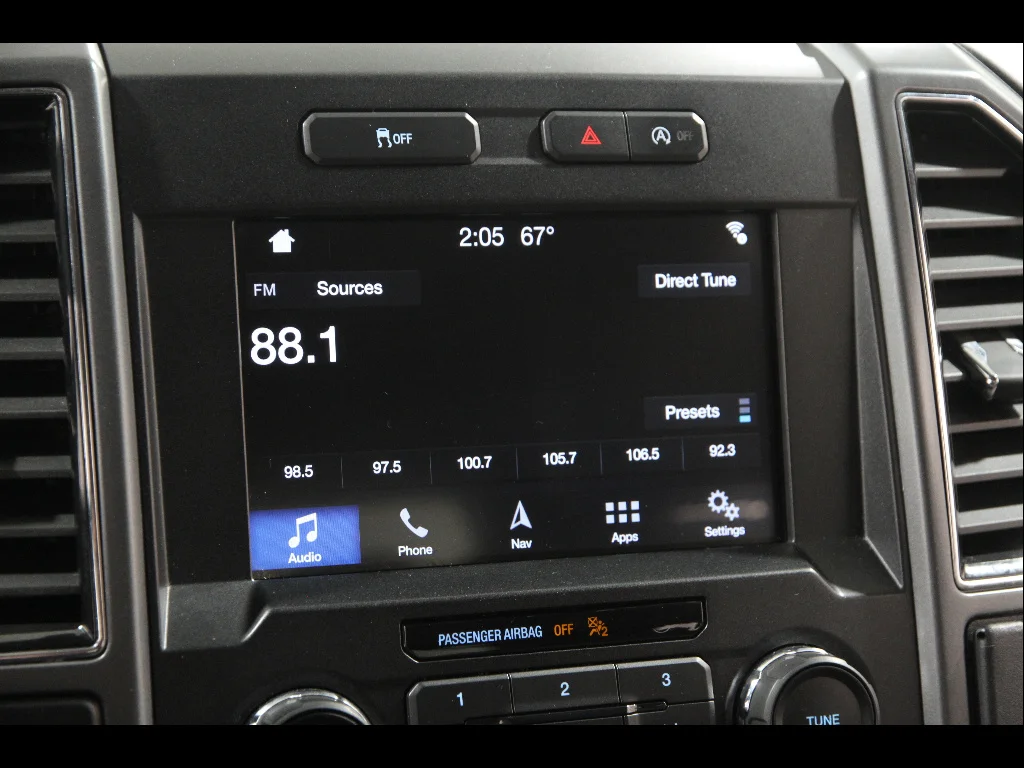 Used 2018 Ingot Silver Ford XLT image 11