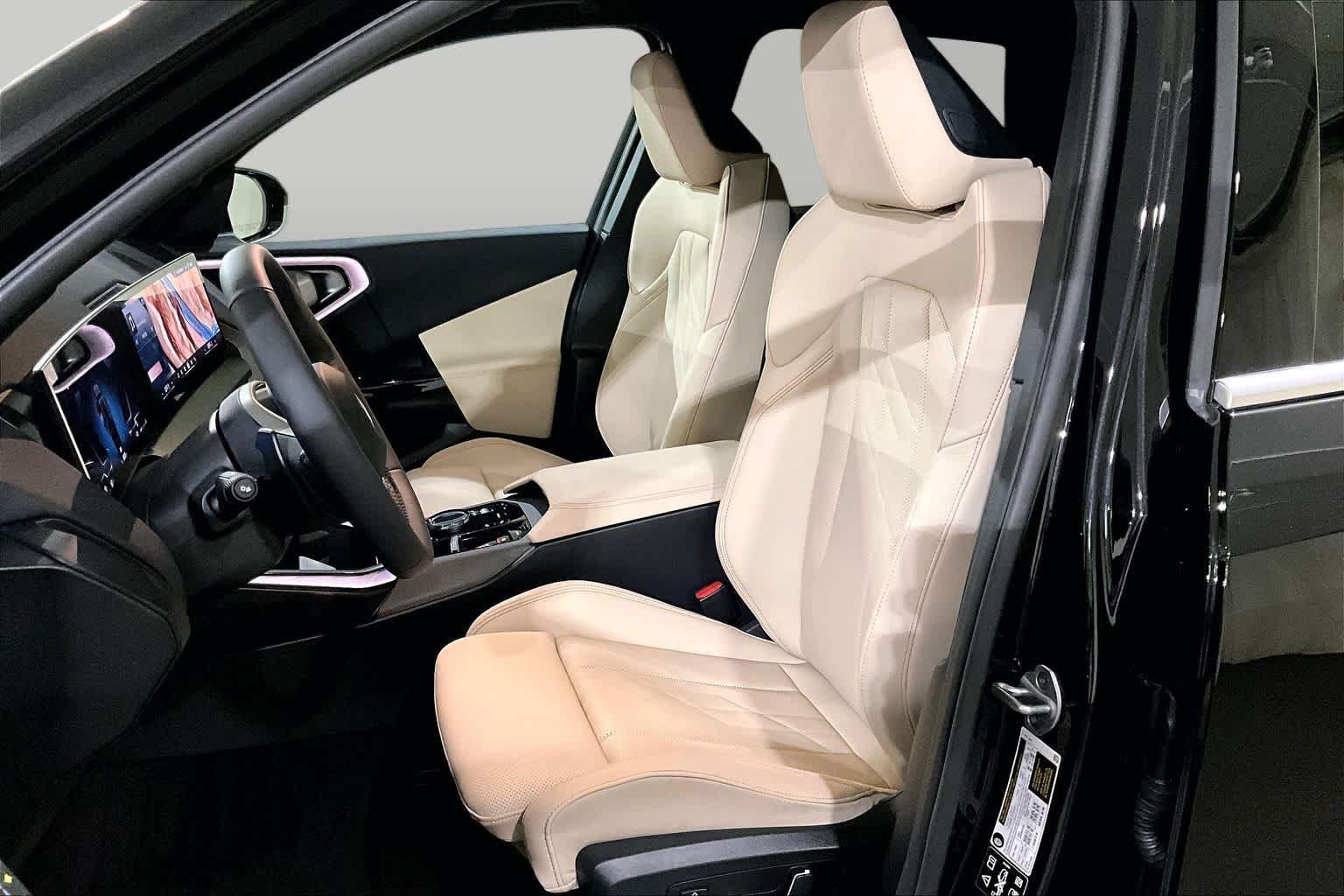 2026 BMW X3 30 - Photo 11